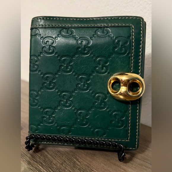 Gucci Vintage Guccissima GG Embossed Leather Bifold Wallet – Green - Picture 2 of 15
